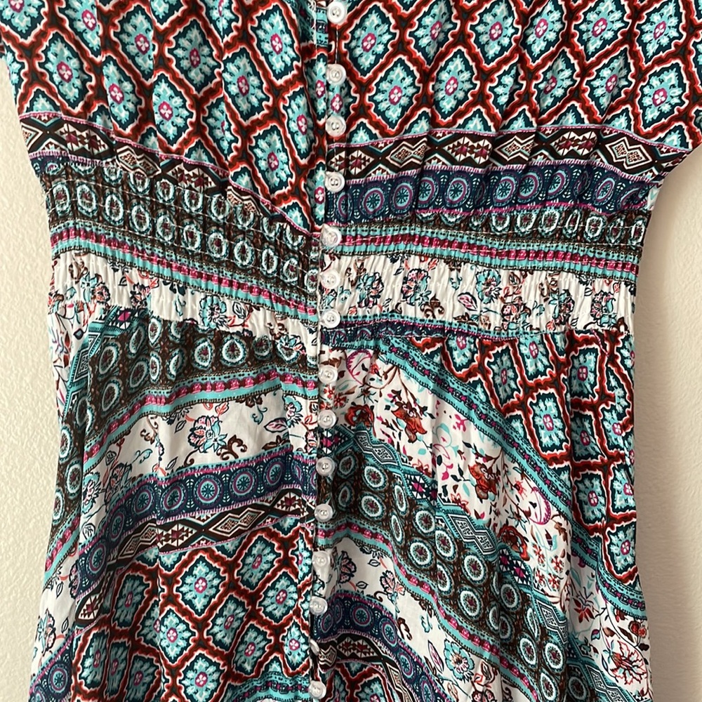 Patterned buttoned up dress - Picture 3 of 8